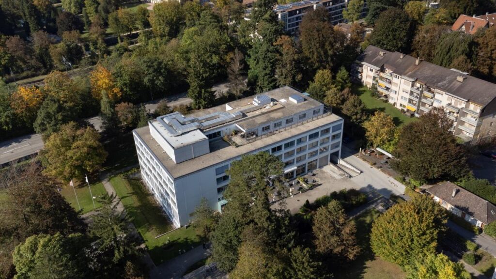 Haus im Park Blick von oben Drohne