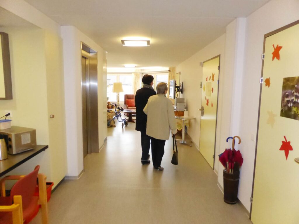 Haus im Park Begleitung Person